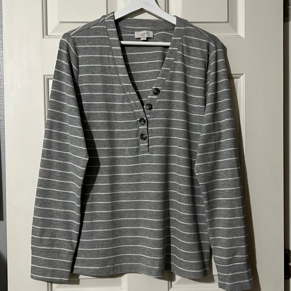 LOFT Outlet Long Sleeve Grey Stripe Thermal Size XL